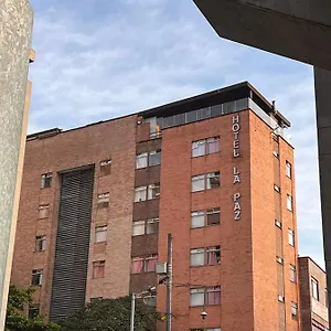 Hotel Terraza Bar La Paz, Medellín